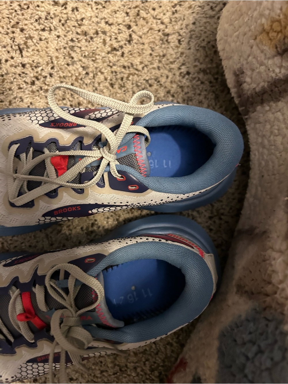 BROOKS CALDERA TRAIL SHOES - Picture 5 of 6